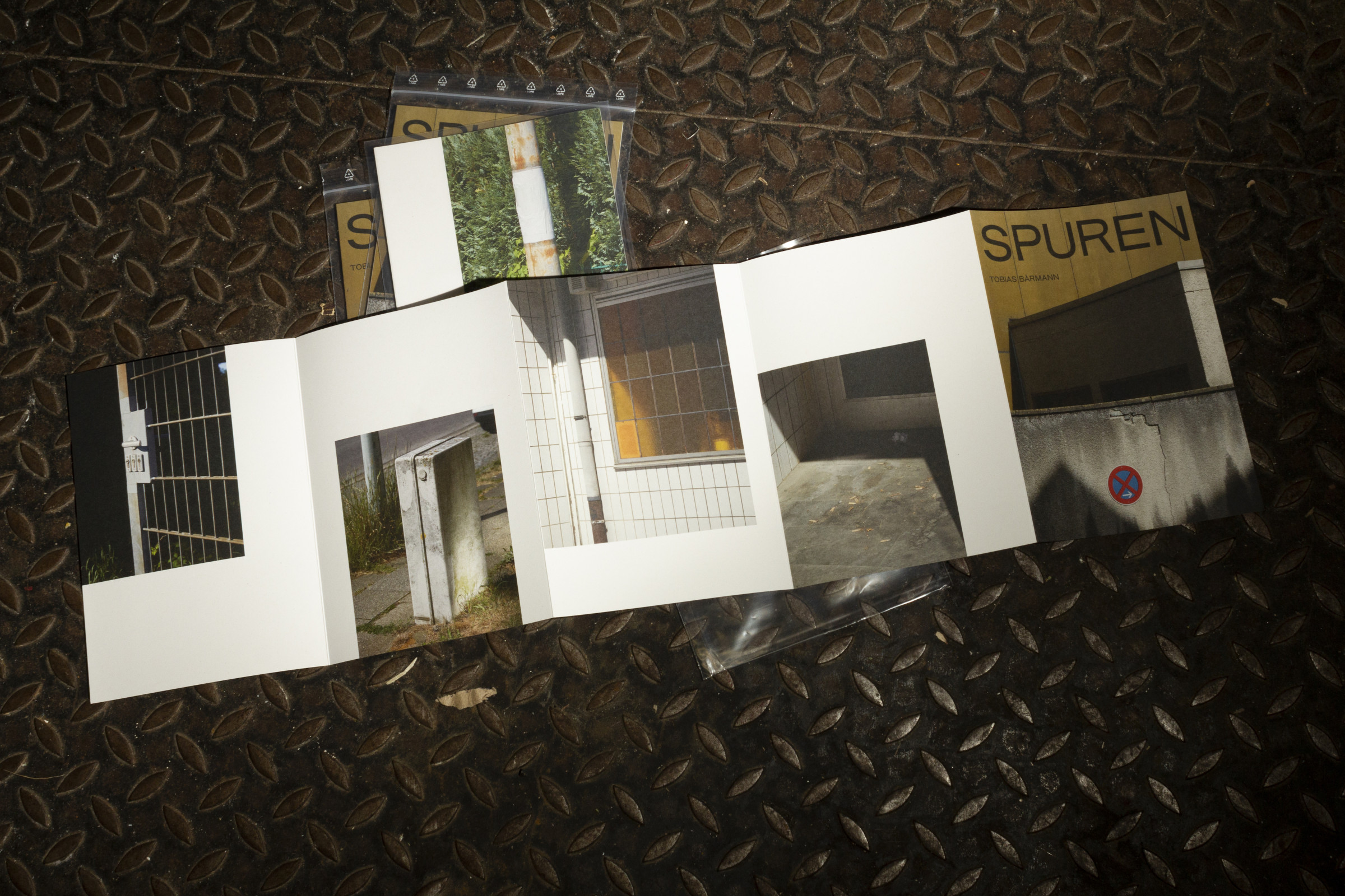 Grafikdesign eines Faltblatts für den Fotografen Tobias Bärmann