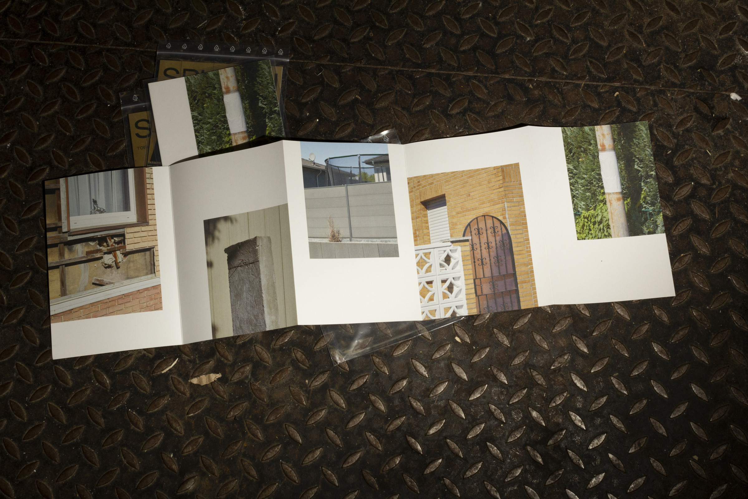 Grafikdesign eines Faltblatts für den Fotografen Tobias Bärmann